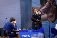 Василий Иванчук сохраняет лидерство в главном турнире Tata Steel