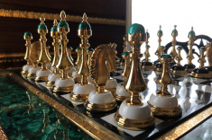 Коллекция Музея шахмат ФШР пополнилась уникальным экспонатом
