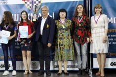 "Югра" выиграла чемпионат России по блицу среди женских команд