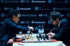Fabiano Caruana Leads Candidates Tournament Again