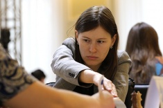 Наталья Погонина догоняет лидера в Новосибирске