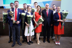 Team Russia Receives Silver Doe Award