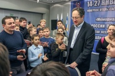 Борис Гельфанд встретился с таганрогскими юниорами