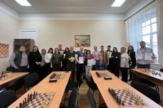 В региональном ресурсном центре Таганрога сыграли шахматные педагоги