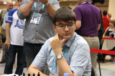 Евгений Томашевский идет на втором месте в Киеве