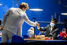 Magnus Carlsen Pulls Ahead in Wijk aan Zee