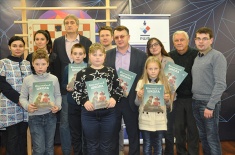 Lecture and Presentation of Chess School Learning Kit Takes Place in Ostankino 