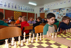 В Луганске провели турнир среди игроков младших разрядных групп