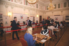 First Games of Russia - China Match Played in Moscow