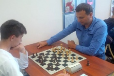 Журналисты радио «Маяк» сыграли с воспитанниками спортклуба областной Федерации шахмат