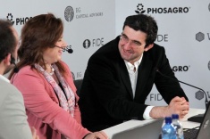 Владимир Крамник захватил лидерство на турнире претендентов