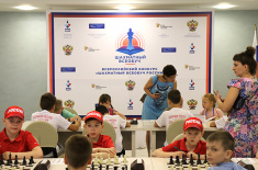 Министерство просвещения РФ приглашает шахматных педагогов участвовать в конкурсе "Учитель года"