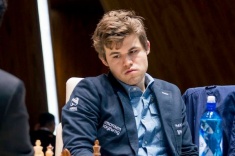 Magnus Carlsen wins in Shamkir