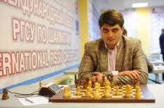 Павел Понкратов захватил лидерство в турнире "А" 