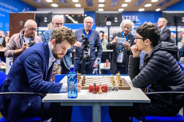 Magnus Carlsen Pursues Leader in Wijk aan Zee