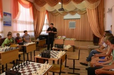 Краснодарский край продолжает программу РШФ "Шахматы в детдома и интернаты"