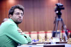 Levon Aronian Emerges as Sole Leader of Champions Showdown: Chess 9LX