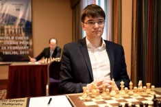 Evgeny Tomashevsky solidifies his lead in Tbilisi