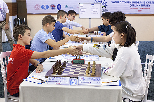 Rounds 2 and 3 of World Youth U16 Olympiad Played in Turkey