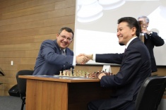 Югорцы сыграли матч с калмыцкими шахматистами в Ханты-Мансийске