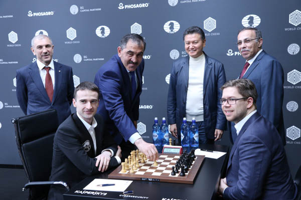 Head of the Republic of Ingushetia Yunus-bek Yevkurov made the first move of Inarkiev - Hammer game