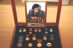 Медали Давида Бронштейна пополнили коллекцию Музея шахмат ФШР