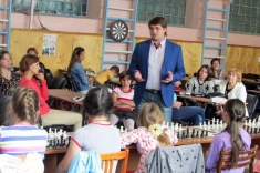 В Челябинске прошли сеансы одновременной игры с гроссмейстерами