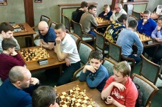 В Сургуте прошел турнир по парным шахматам