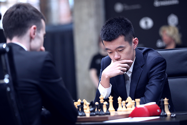 Anish Giri and Hou Yifan Won in Round 7 of Moscow FIDE Grand Prix Leg