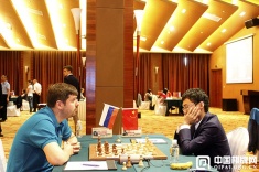 Peter Svidler and Yu Yangyi Play Match in Shenzhen