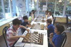 Schoolchildren from Moscow Lead Race at Belaya Ladya After 6 Rounds