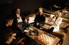 Гроссмейстеры, режиссеры и актеры обсудили возросшую популярность шахмат в России