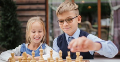 Русская шахматная школа приглашает на летние сборы